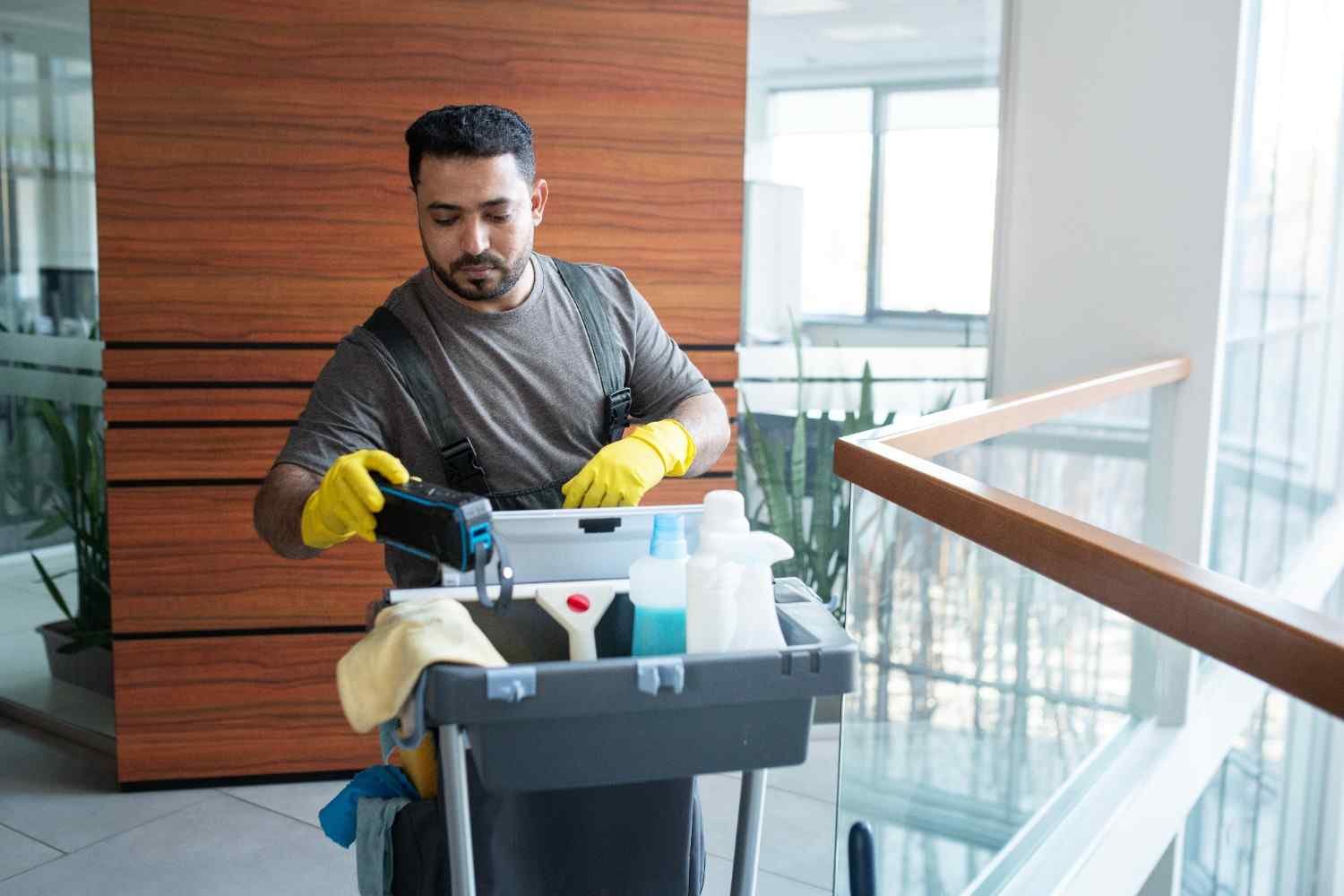 How to Start a Remote Cleaning Business by Building the Right Tech Stack
