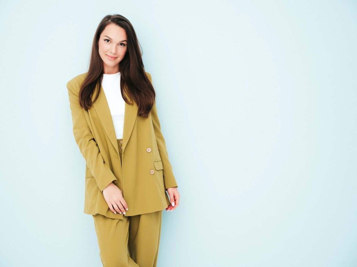 What to Wear to Interview for Smart Casual or Creative Roles